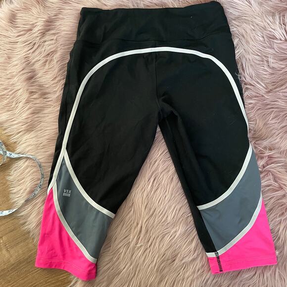 Victoria Secret VSX Sport Cropped Workout Pants Size L - Picture 1 of 11